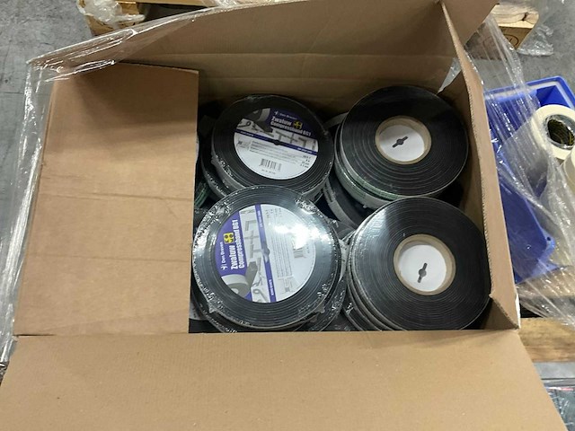 Partij kit & tape - afbeelding 5 van  6