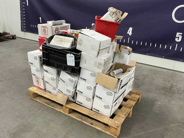 Partij kit - afbeelding 1 van  10