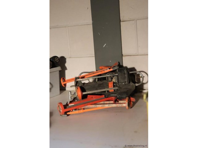 Partij kitpistolen - afbeelding 1 van  4