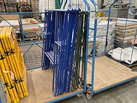 Partij klapschragen, 7 stuks - afbeelding 1 van  2