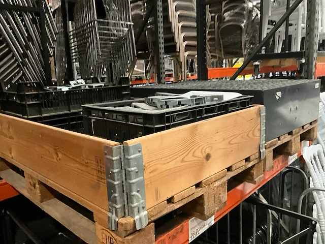 Partij klapstoel koppelstukken (ca. 1440x) - afbeelding 4 van  4