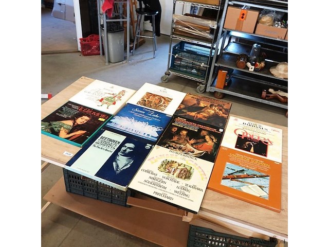 Partij klassieke lp's in originele cassettes - afbeelding 1 van  5