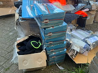 Partij kleding - schoenen - laarzen uit maritieme sector - afbeelding 8 van  20
