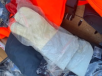 Partij kleding - schoenen - laarzen uit maritieme sector - afbeelding 10 van  14