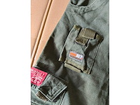 Partij kleding (1300x) - afbeelding 9 van  61