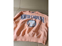 Partij kleding (1300x) - afbeelding 15 van  61