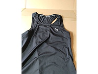 Partij kleding (1300x) - afbeelding 32 van  61