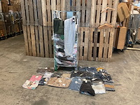 Partij kleding (280x) - afbeelding 1 van  12