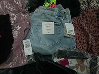 Partij kleding (480x) - afbeelding 11 van  25