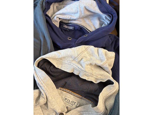 Partij kleding + 500 stuks - afbeelding 21 van  45
