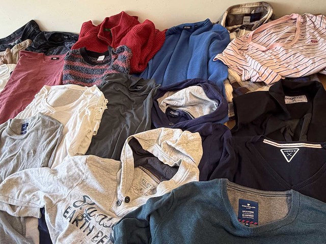 Partij kleding + 500 stuks - afbeelding 30 van  45