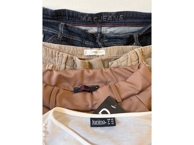 Partij kleding + 500 stuks - afbeelding 33 van  45