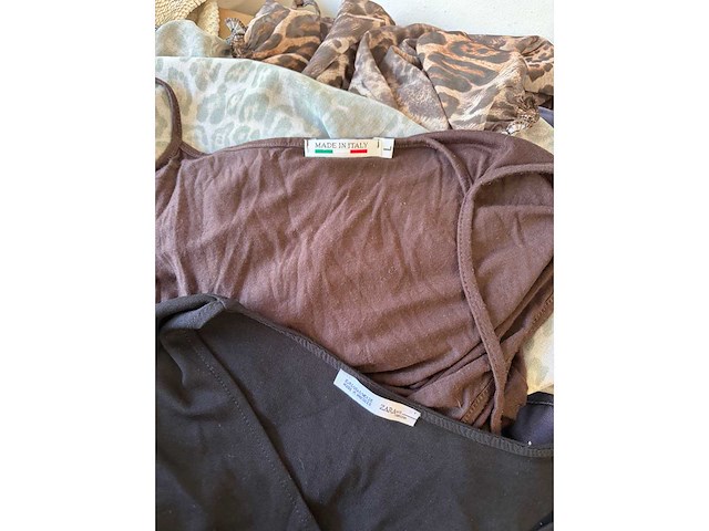 Partij kleding + 500 stuks - afbeelding 36 van  45
