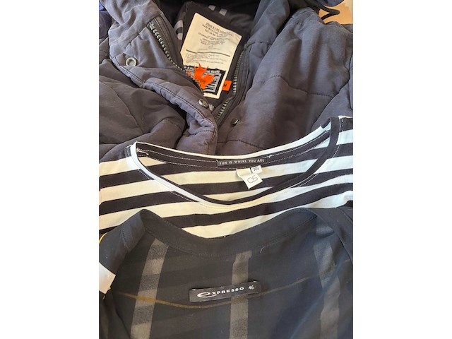 Partij kleding + 500 stuks - afbeelding 38 van  45