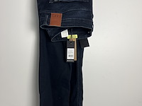 Partij kleding, cars jeans, tom tailor, only carmakoma, blend - afbeelding 16 van  28