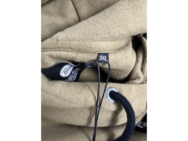 Partij kleding, cars jeans, tom tailor, only carmakoma, blend - afbeelding 12 van  28