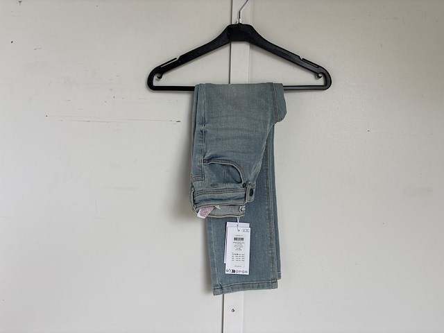 Partij kleding, cars jeans, zizzi, vero moda, pieces, fransa, name it - afbeelding 10 van  10