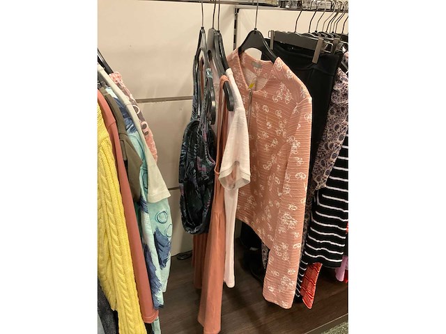 Partij kleding | dames | maat s - afbeelding 7 van  7