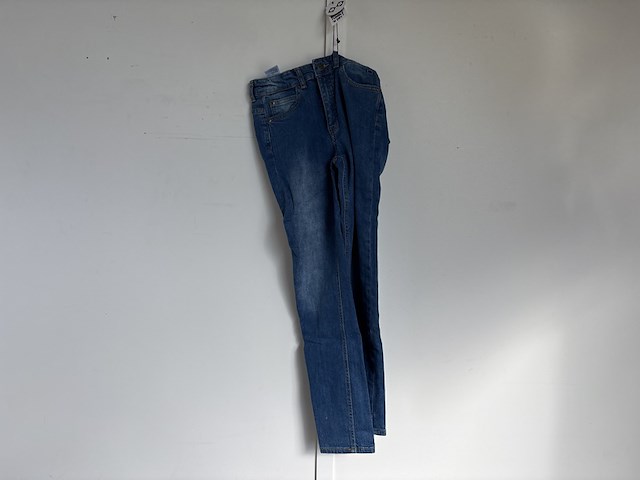 Partij kleding, luhta, koko noko, nachtwacht, b.young, wrangler, vero moda, tumble 'n dry, esprit - afbeelding 23 van  24