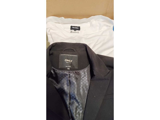 Partij kleding mix - circa 700 stuks - afbeelding 3 van  52