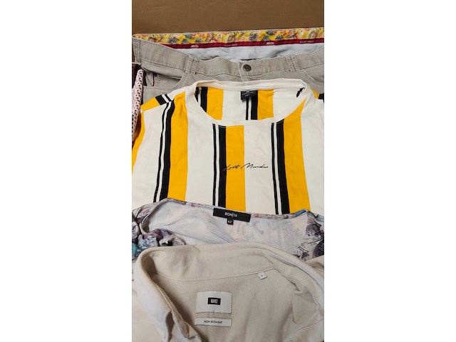 Partij kleding mix - circa 700 stuks - afbeelding 14 van  52