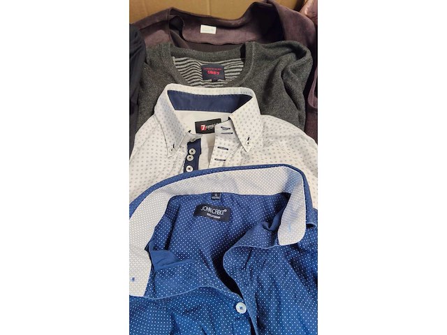 Partij kleding mix - circa 700 stuks - afbeelding 18 van  52