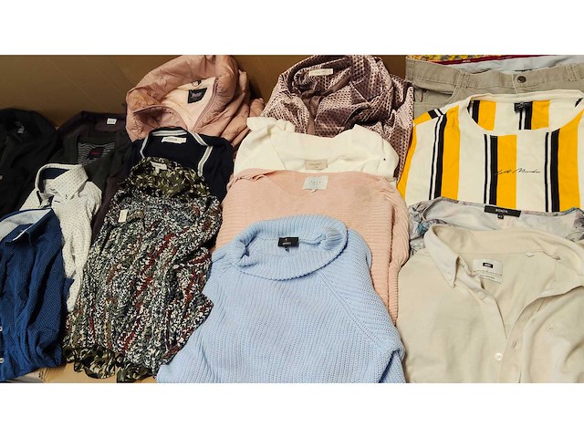 Partij kleding mix - circa 700 stuks - afbeelding 20 van  52