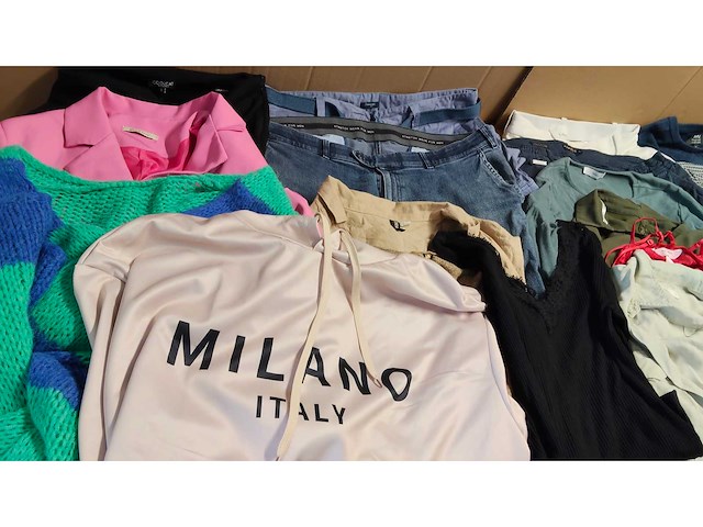 Partij kleding mix - circa 700 stuks - afbeelding 22 van  52