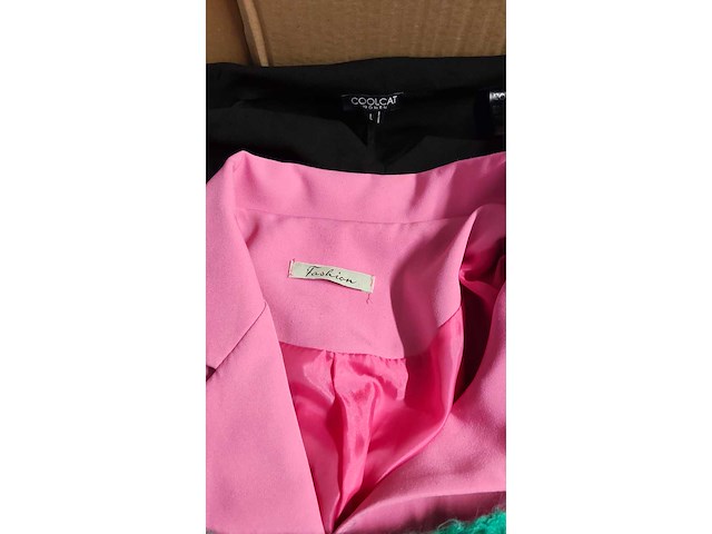 Partij kleding mix - circa 700 stuks - afbeelding 24 van  52