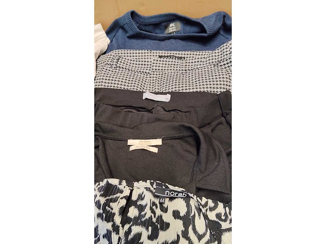 Partij kleding mix - circa 700 stuks - afbeelding 28 van  52