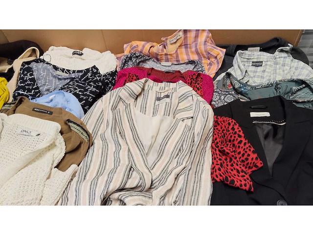 Partij kleding mix - circa 700 stuks - afbeelding 40 van  52