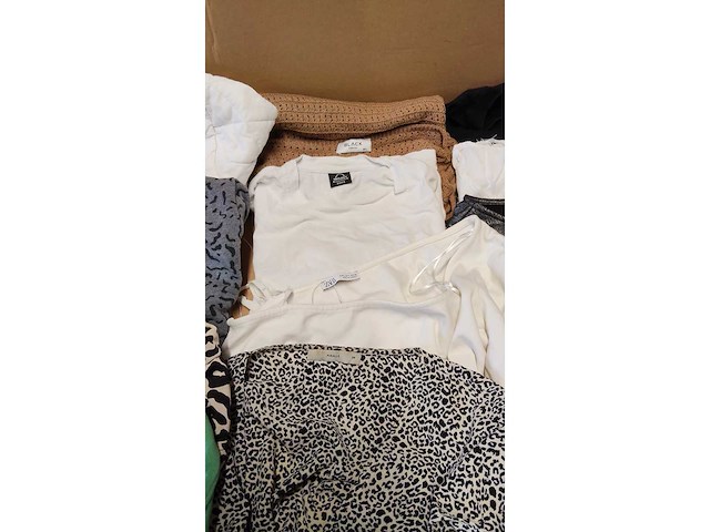 Partij kleding mix - circa 700 stuks - afbeelding 49 van  52