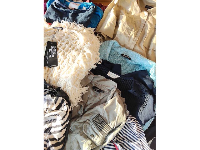 Partij kleding mix +500 stuks - afbeelding 22 van  49