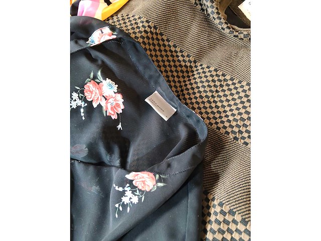 Partij kleding mix +500 stuks - afbeelding 26 van  29