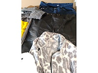 Partij kleding mix +500 stuks - afbeelding 33 van  44