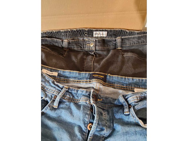 Partij kleding mix +500 stuks - afbeelding 40 van  44