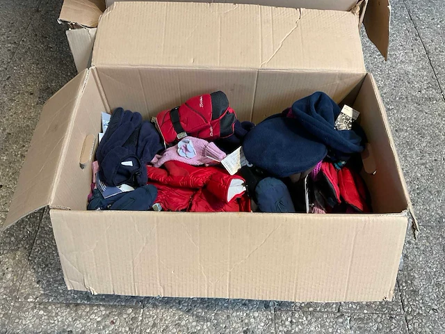 Partij kleding | o.a wintersport - afbeelding 2 van  9