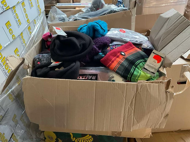 Partij kleding | o.a wintersport - afbeelding 5 van  9