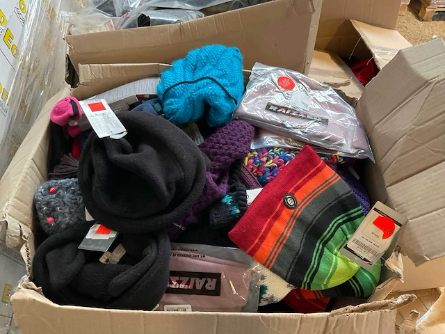 Partij kleding | o.a wintersport - afbeelding 6 van  9