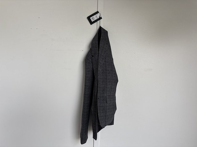 Partij kleding, only & sons, selected homme, zizzi, only play, only carmakoma, vero moda, superdry, na-kd, street one, blend, babyface, vila - afbeelding 2 van  13