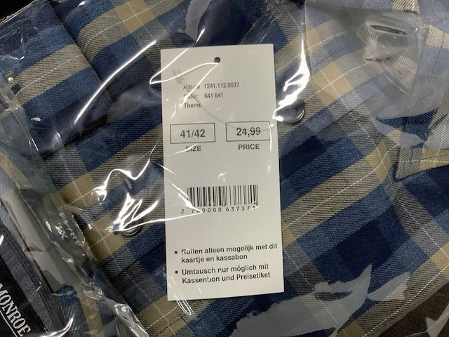 Partij kleding - afbeelding 20 van  24