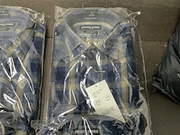 Partij kleding - afbeelding 21 van  24