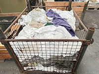 Partij kleding - afbeelding 2 van  4