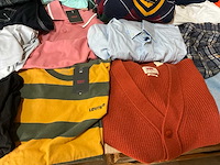 Partij kleding - afbeelding 7 van  11