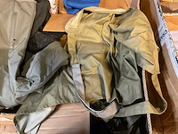 Partij kleding - afbeelding 4 van  9