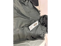 Partij kleding - afbeelding 2 van  8