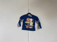 Partij kleding - afbeelding 7 van  17