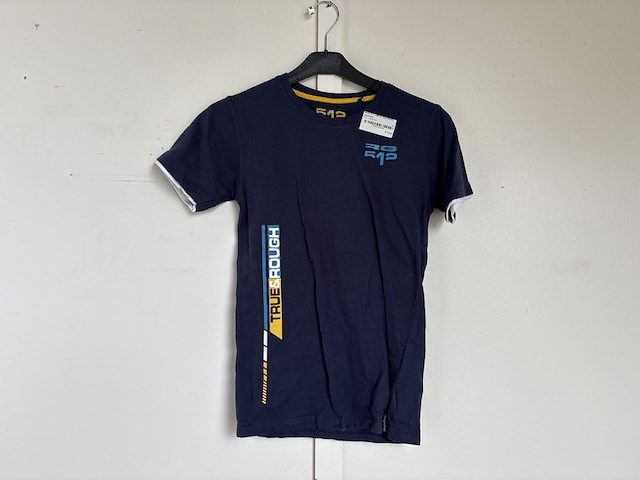 Partij kleding - afbeelding 1 van  17