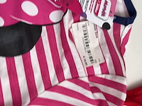 Partij kleding - afbeelding 2 van  25