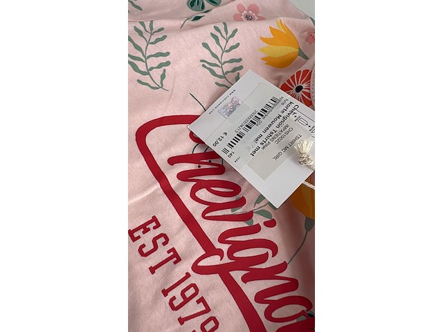 Partij kleding - afbeelding 8 van  25